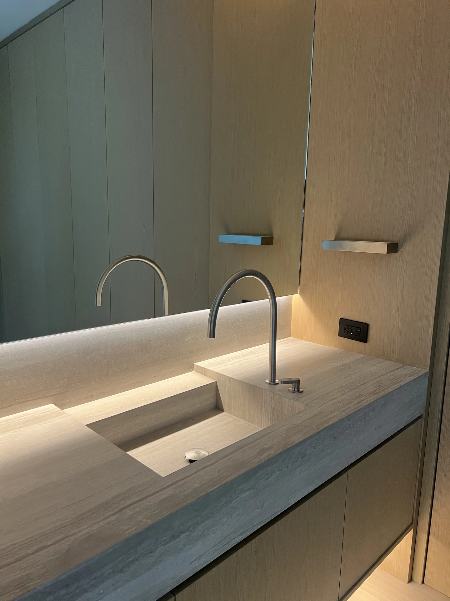 Luxury bathroom fixture